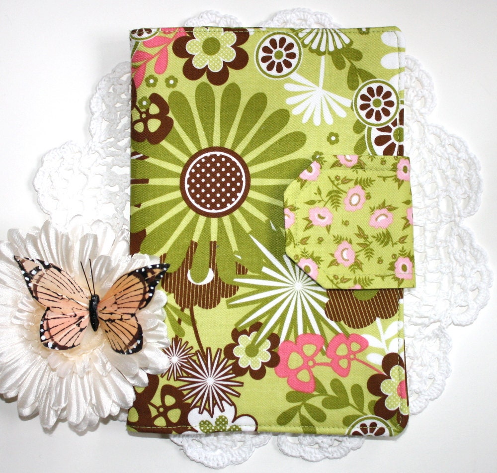 Kindle 3, Kindle Keyboard, Kindle Fire Cover E-Reader Case in Dainty Blossoms by Riley Blake, Ready to Ship