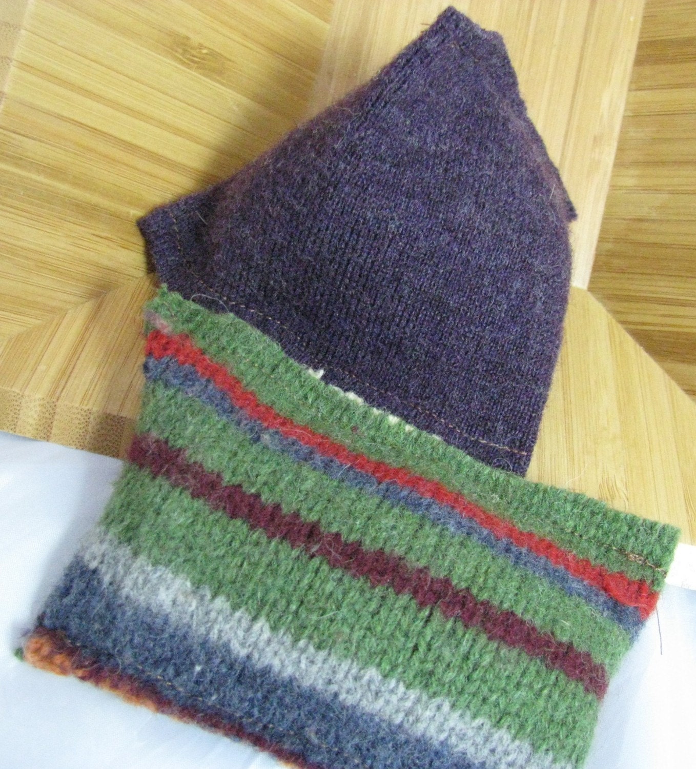set of 2 LUCKY CAT handmade woolen catnip toys eco friendly