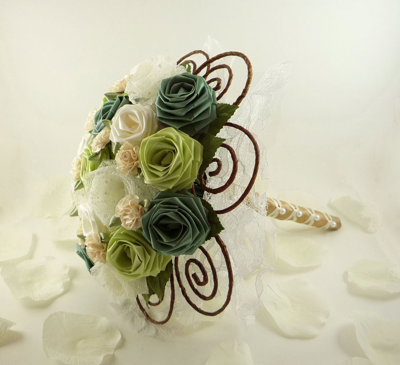 Green Fields Origami Wedding Bouquet, Bridal Bouquet (Medium size), Rustic Weddings, Woodland Bouquet