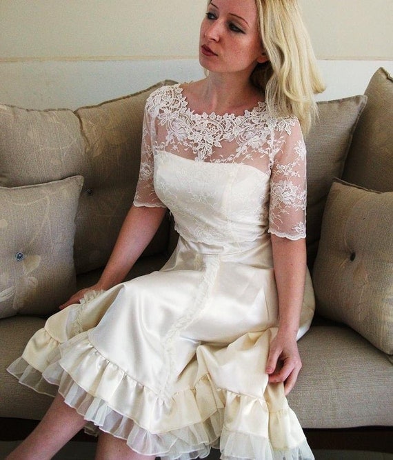 KISS Me In BARILOCHE bridal lace bolero ivory lace top ivory lace blouse bridal bolero jacket  wedding bolero