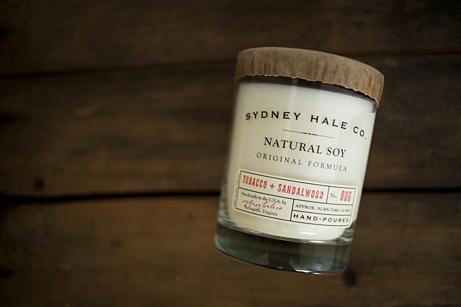 soy candle - TOBACCO and SANDALWOOD