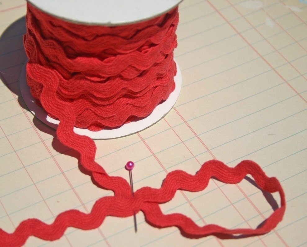 Trims Rick Rack Ric Rac Cotton Coral Red -  DOUBLE ORDER - 6 Yards - Sewing Embellishment