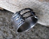 Bridging the Gap Ring
