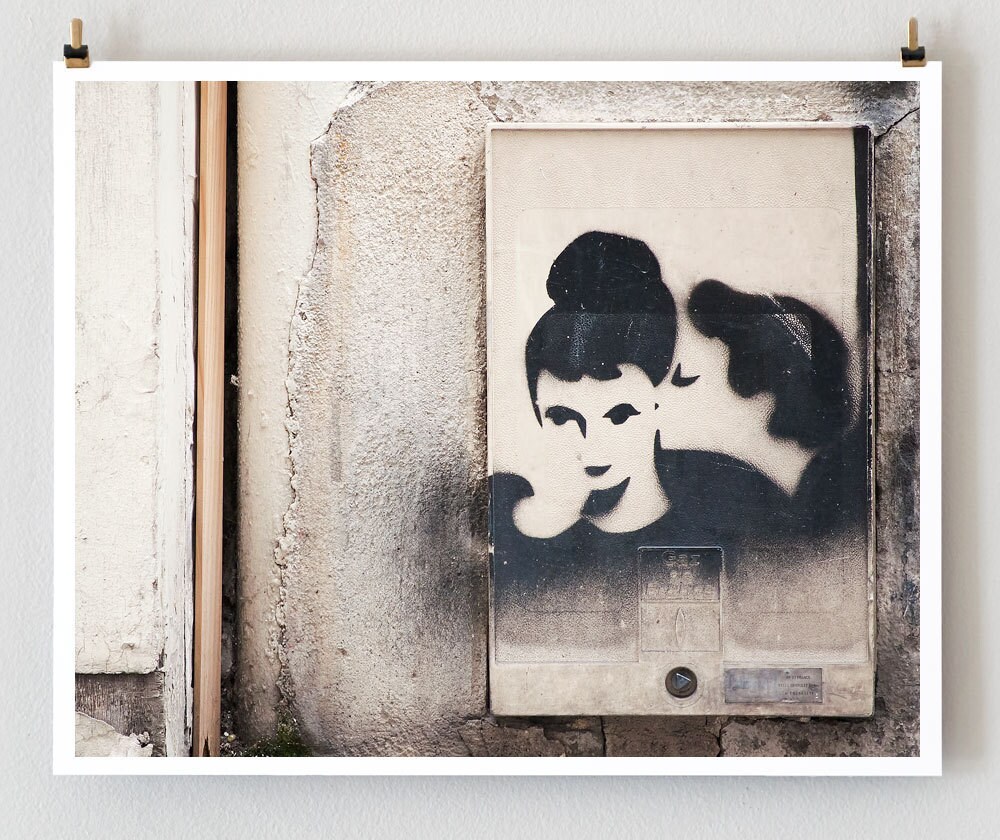 Paris Photo, Graffiti Kiss, Paris Photography, 16x20 French Art Prints, Black and White