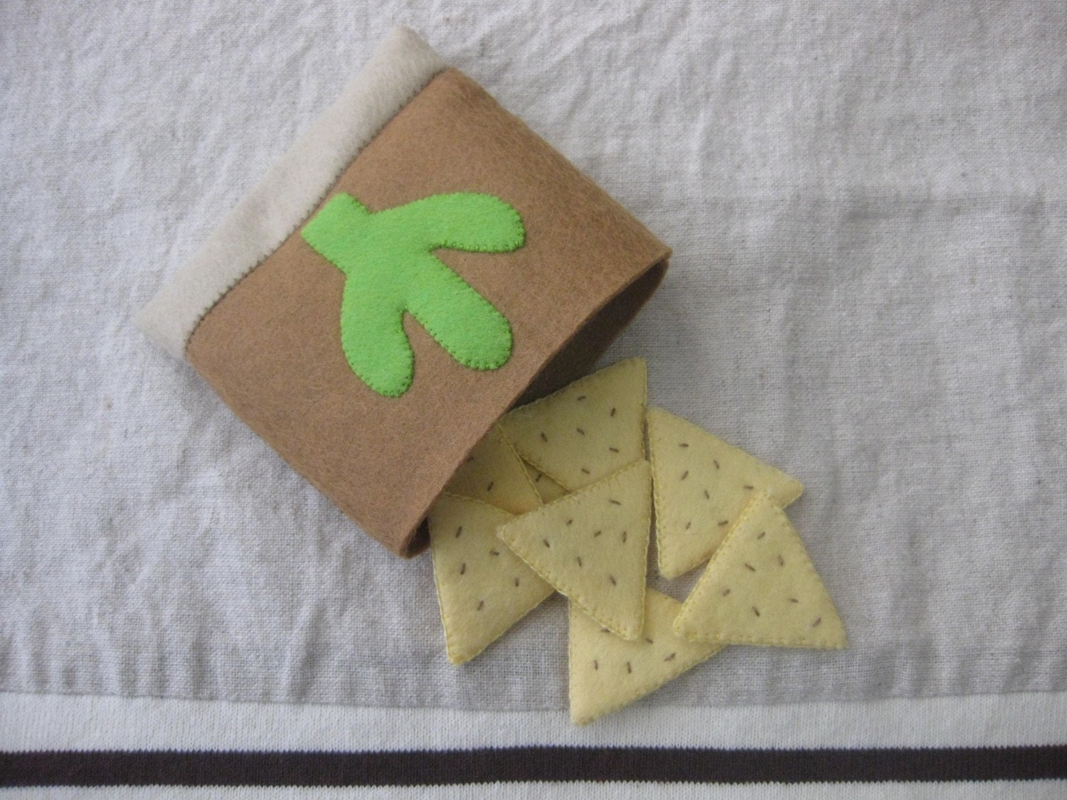 Felt tortilla chips