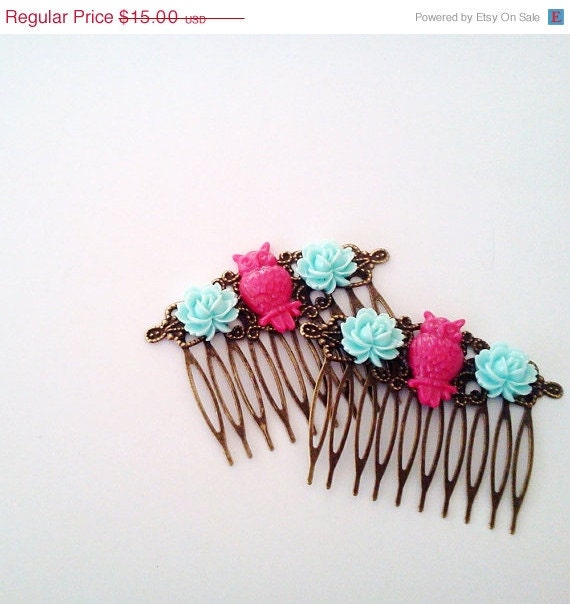 Memorial Day Magenta Blue Owl Hair Combs Birds Woodland Regency Shabby Chic Hot Neon Pink Trendy Cottage Not Steampunk Whimsicle