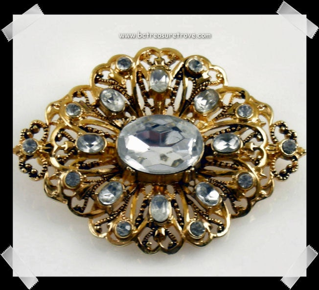 Vintage Rhinestone Pin Antiqued Goldtone