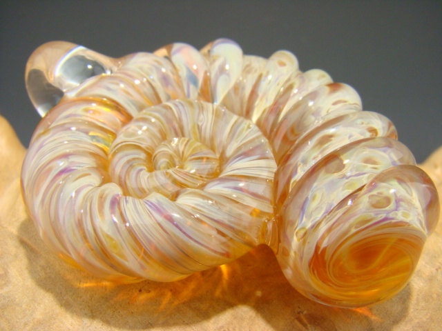 GLASS Nautilus Spiral shell Pendant Ammonite Boro Lampwork focal borosilicate Beige Bead (MTO)