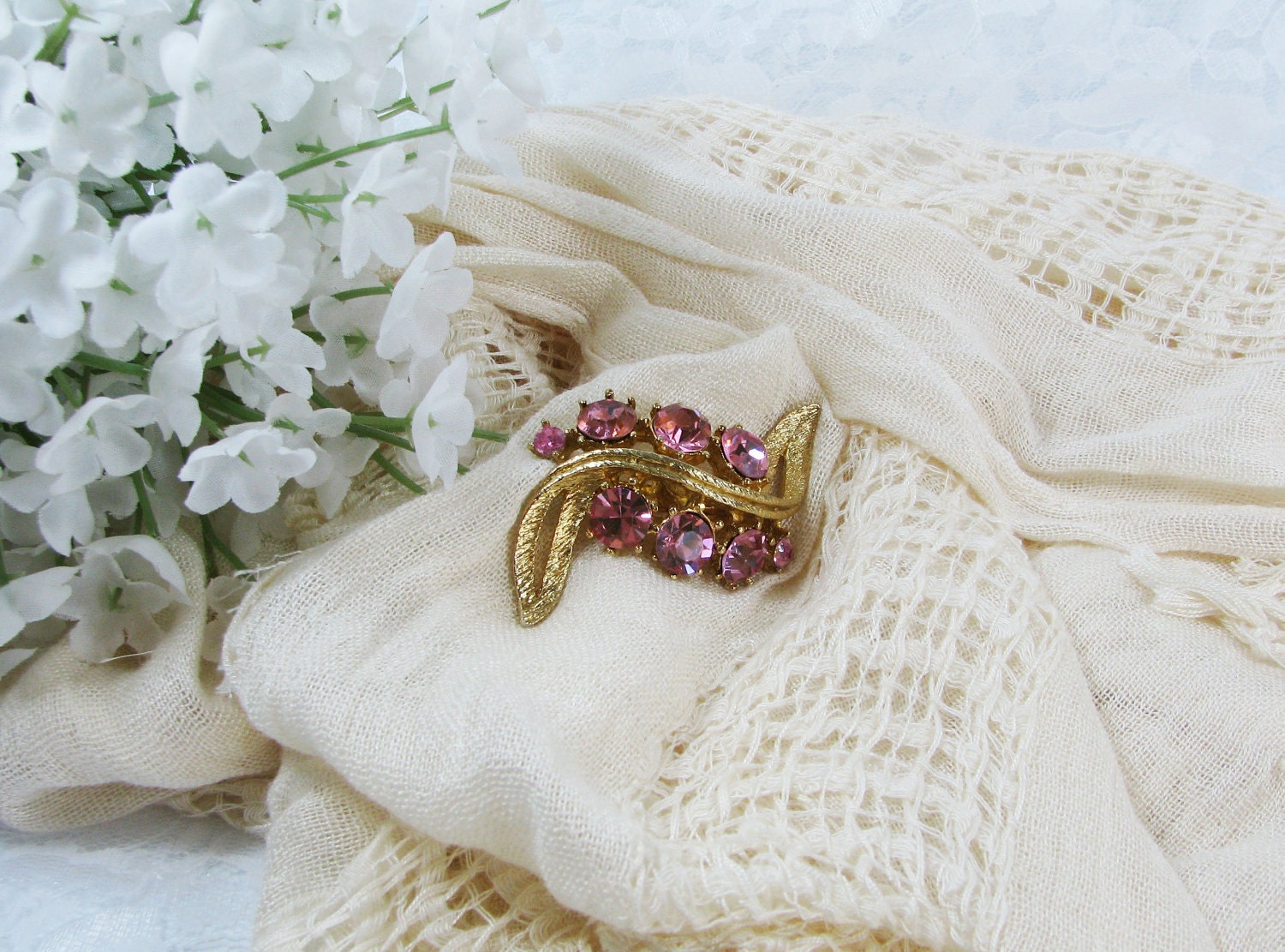 1950 Pink Rhinestone Brooch