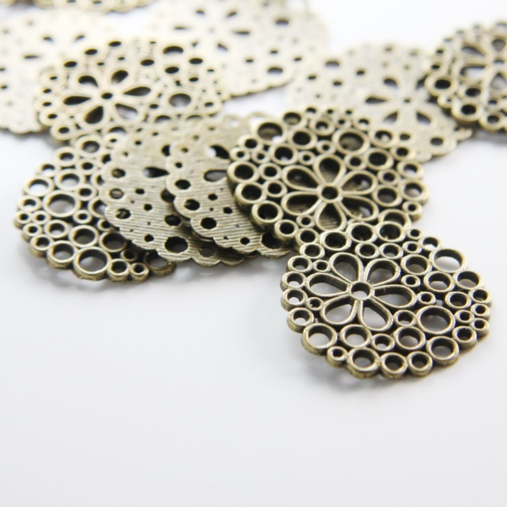 12pcs Antique Brass Tone Base Metal Fancy Links-Round-Flower 24mm (3819Z-H-209)
