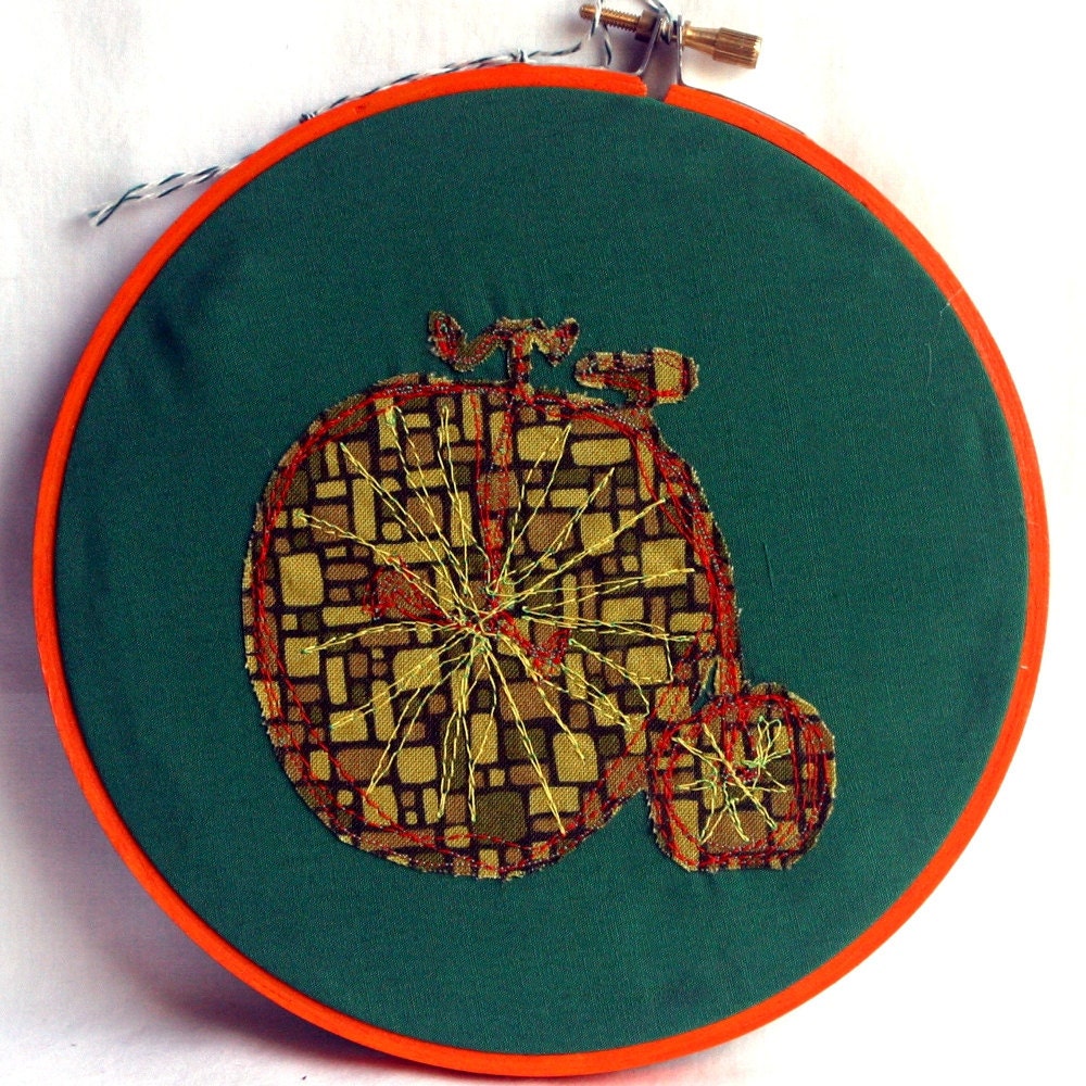 Green Cobblestone Penny Farthing Free Motion Embroidery in 6 inch Hoop