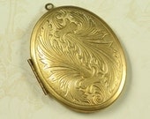 Large Brass Oval Locket Pendant with Feather Design 772