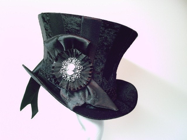 SALE - Cameo Top Hat