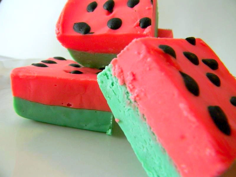 Julie's Fudge - WATERMELON - 12 Pieces (1lb)