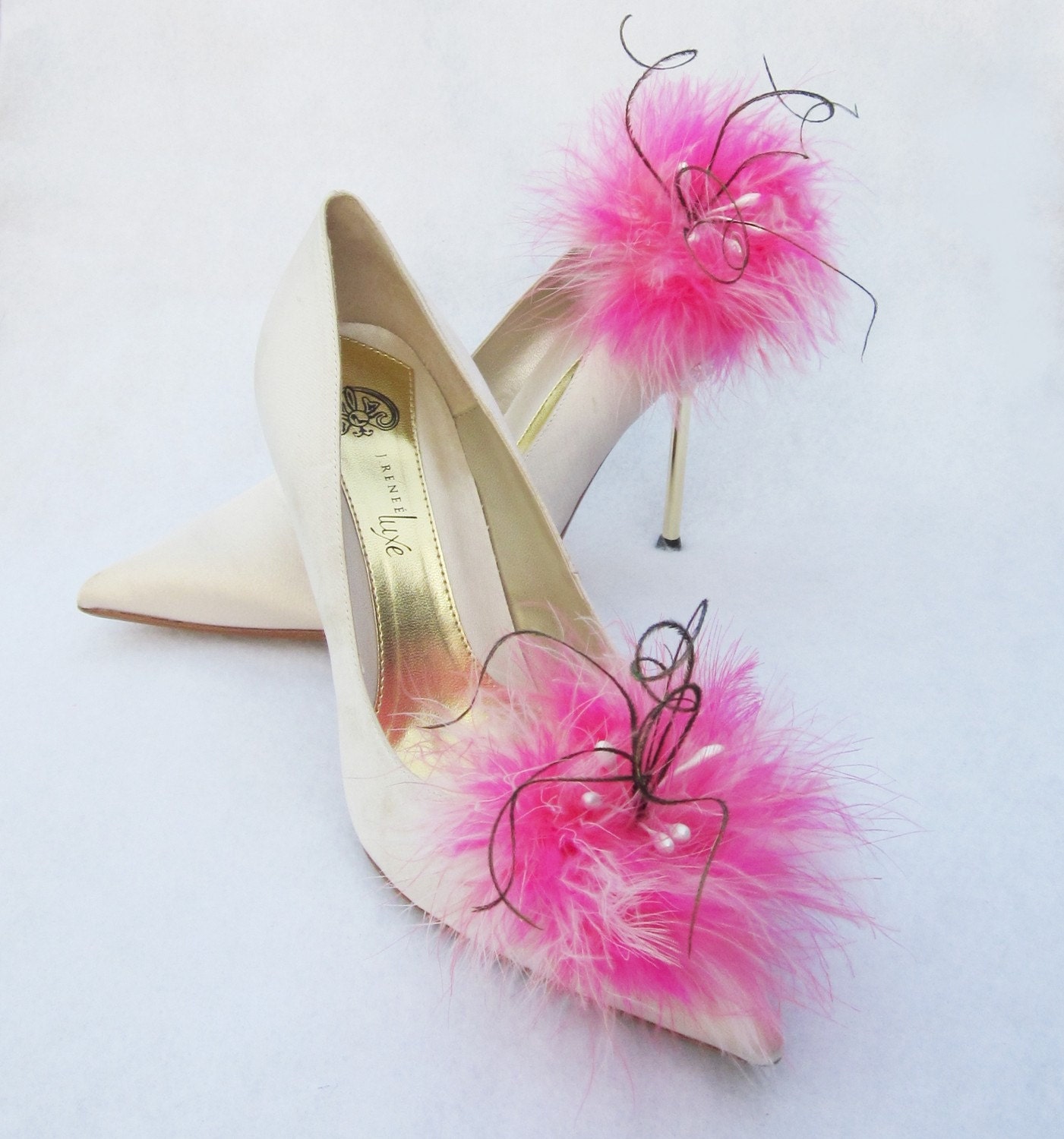Hot Pink feathered  Shoe Clips With Curly Peacock feathers And White Stamens