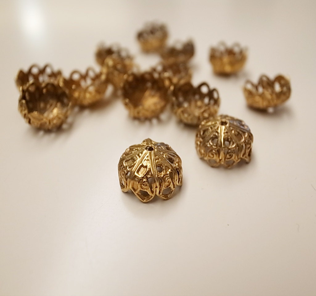 20 pieces of vintage raw brass filigree design bead cap with hole 13mm across 8mm tall