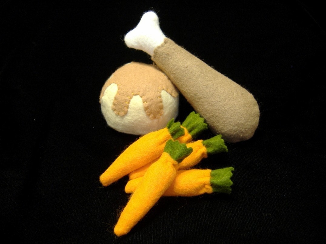 Felt Play Food - Thanksgiving Drumstick Dinner PDF Pattern (Chicken or Turkey Leg, Mashed Potatoes and Gravy, Baby Carrots