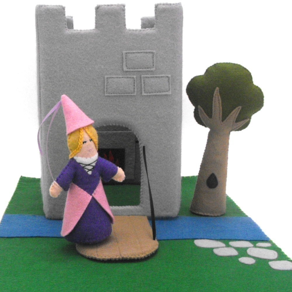 Medieval Castle Play Tote Pattern- Princess, Knight, Dragon, Unicorn, Tree, Castle and Accessories