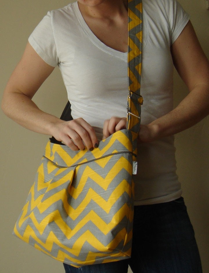 Shoulder Bag with Adjustable Strap - Yellow Zig Zag
