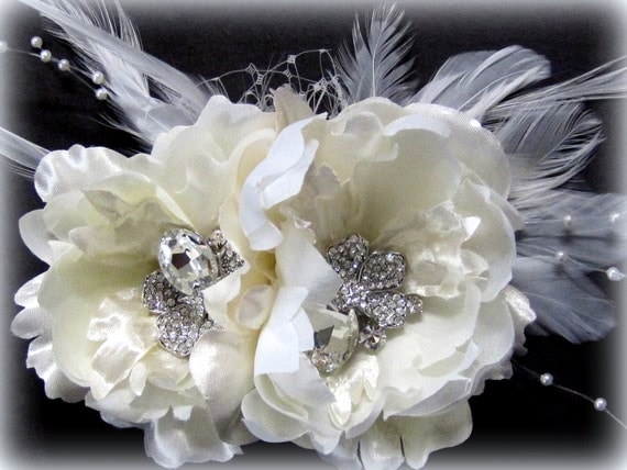 Wedding Hair Accessory, Bridal fascinator, Wedding Silk Flower, Bridal Flower Hair clip .