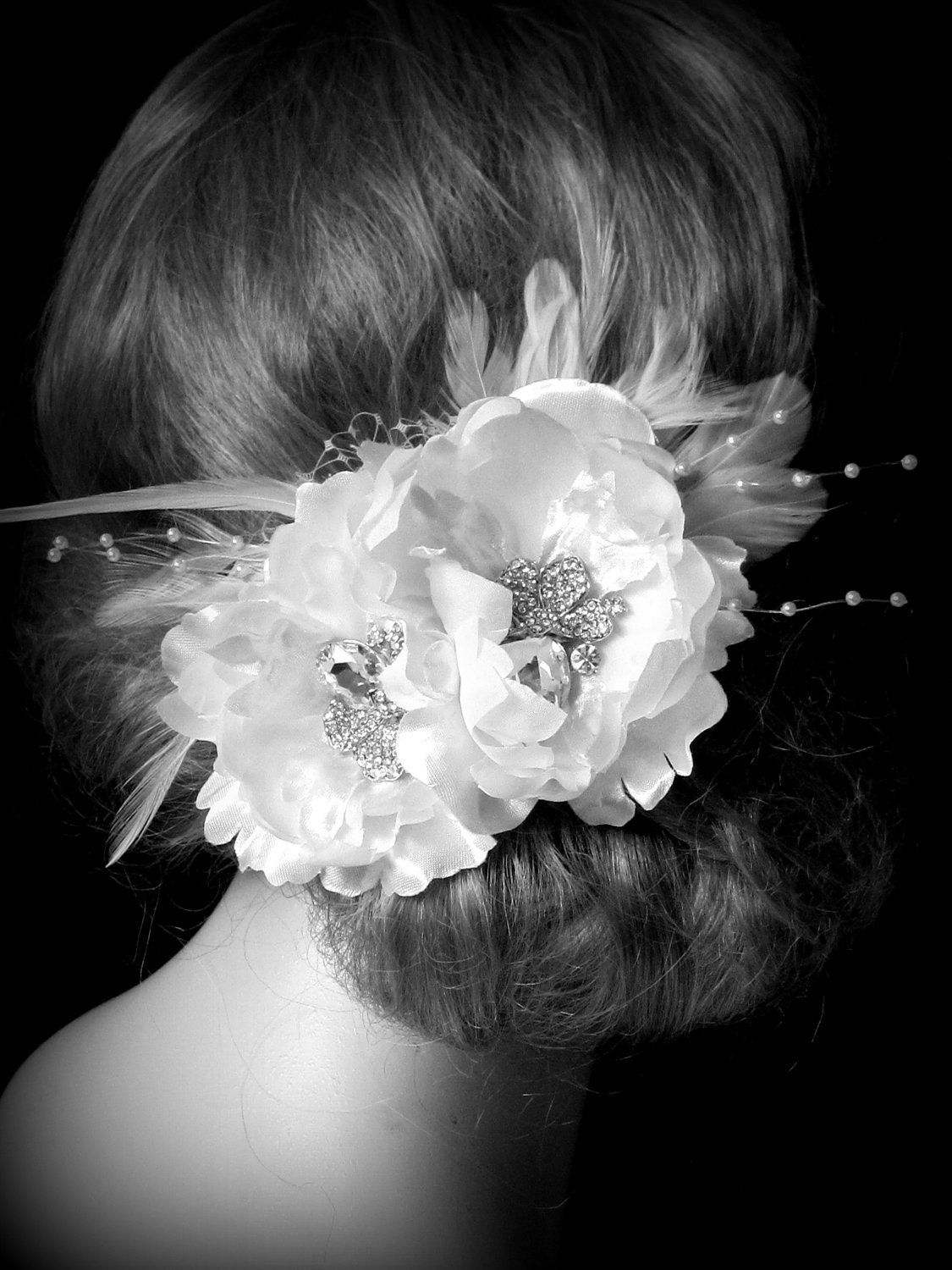 Wedding Hair Accessory, Bridal fascinator, Wedding Silk Flower, Bridal Flower Hair clip .