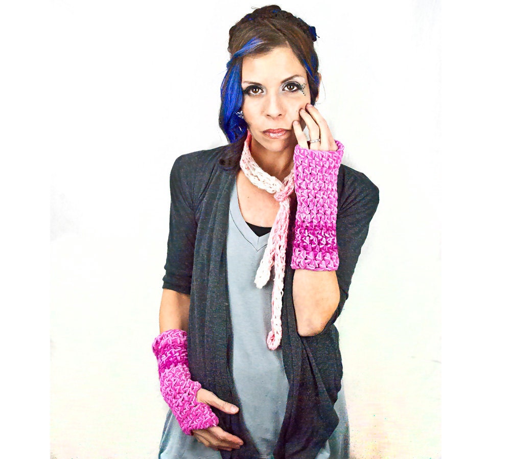 Thin Pink Skinny Fashion Scarf