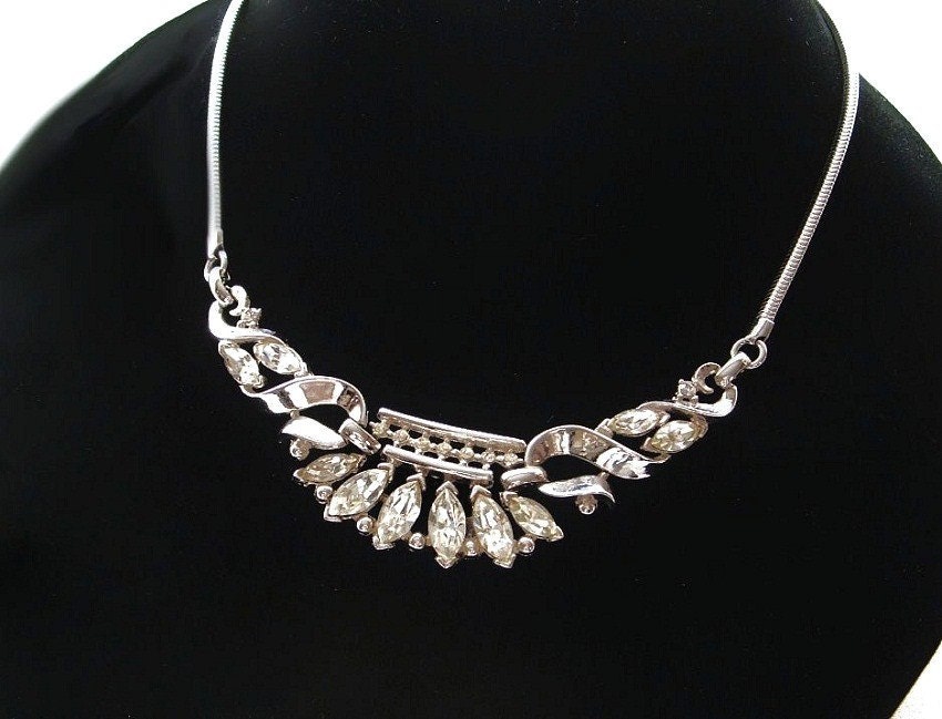 Vintage 1950s Trifari Necklace / Designer Alfred Philippe Pat'd 160427