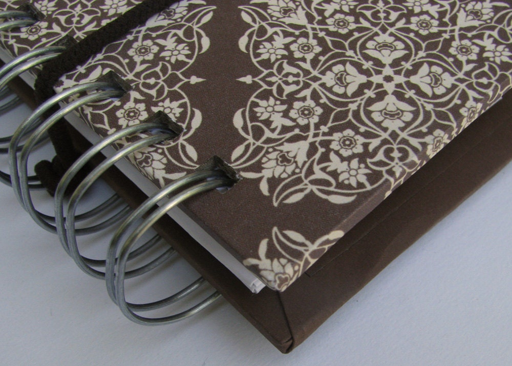 Discount Card - Reward/Loyalty Card Holder with Brown and Cream Damask Cover