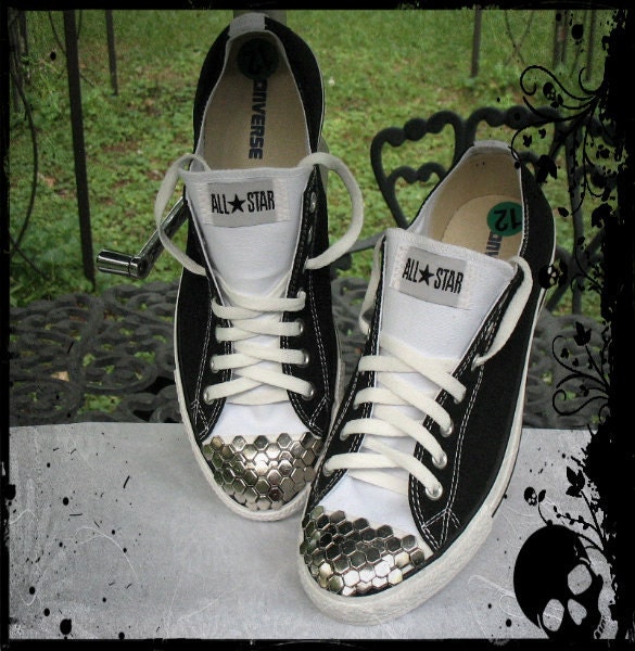 Mens-10 Womens-12 Custom Studded Converse sneakers runners shoes Studs Spike