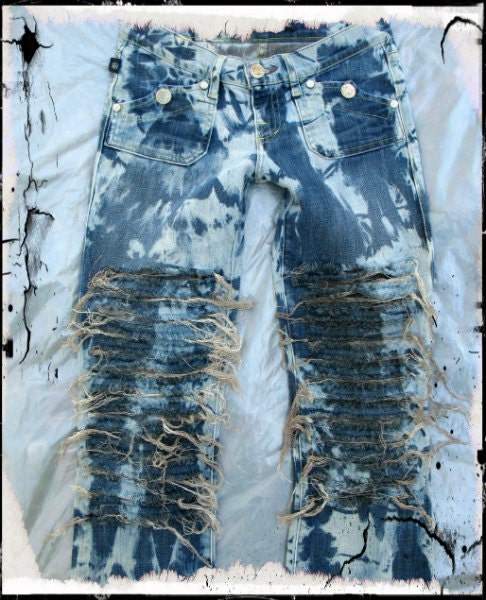 Size-25 Long Custom Shredded Destroyed Tie Dyed Rock & Republic Kiss Jeans