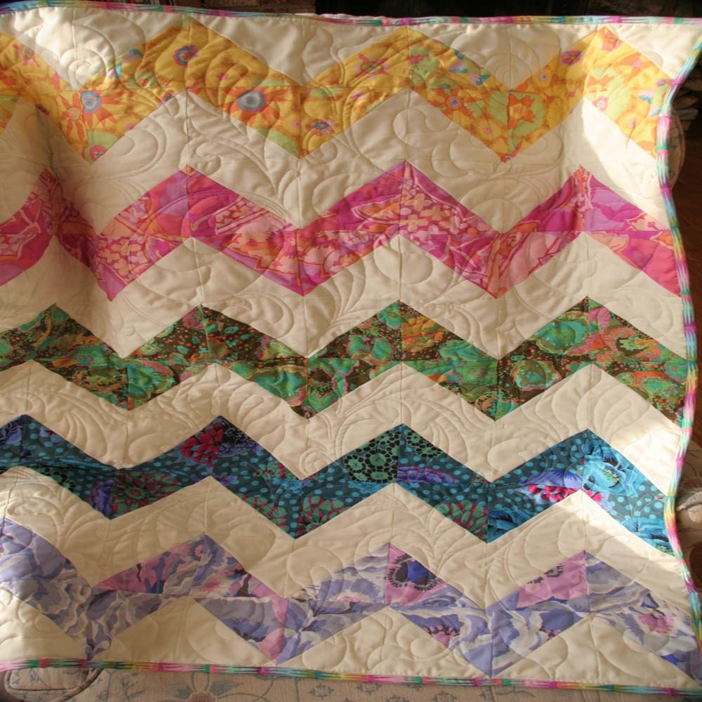 Baby Quilt-Zig Zag Rainbow Quilt - 31 x 40