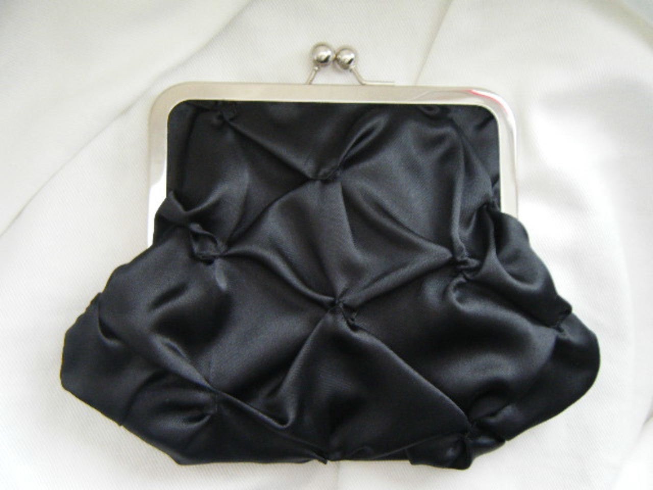 Pinch Puff Clutch in black satin - kiss lock clutch - satin clutch - red carpet event clutch - bridesmaids - bride