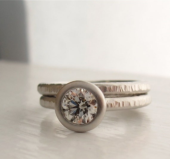 Platinum Pacific Ring, diamond engagment ring with wedding band