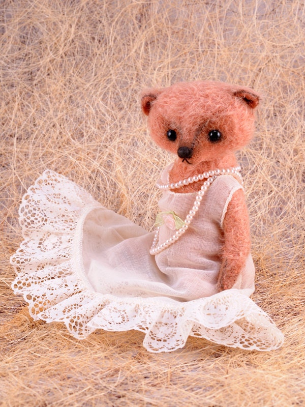 Gertrude, OOAK Jointed Mohair Artist Bear.