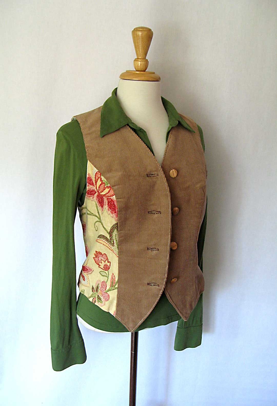 pink green floral caramel corduroy vest - size small