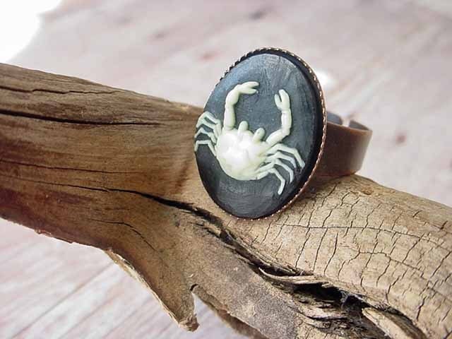 Crab Ring -Tiny Cameo - Beach Ocean Sea Life - Under 15 - Stocking Stuffer