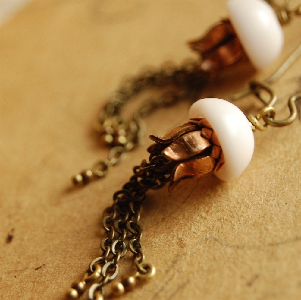 LAST PAIR - the clockwork jellyfish (pink) - steampunk inspired chain tentacle jellyfish earrings