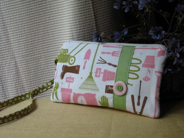 Gardening Wristlet