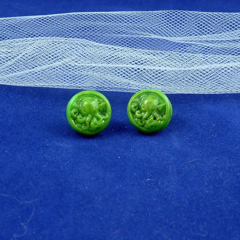 Bright Green Cthulhu Cameo Earrings - Polymer Clay Jewelry