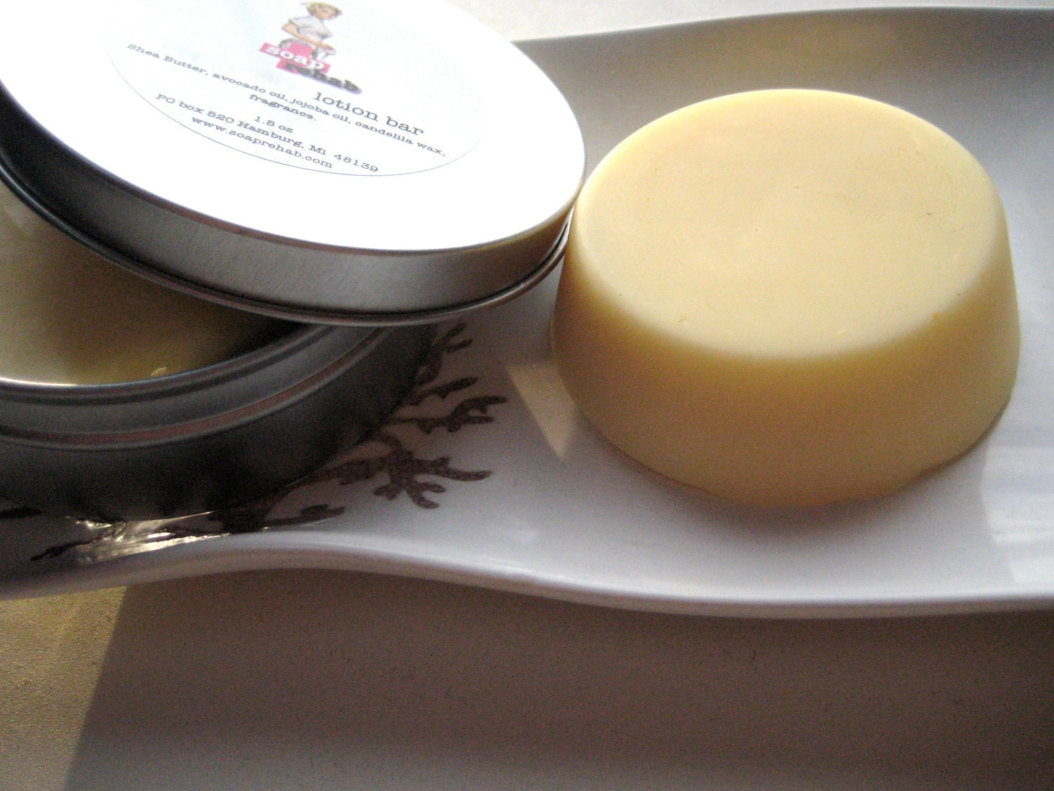 Pumpkin Pie Solid Lotion Bar in Travel Tin
