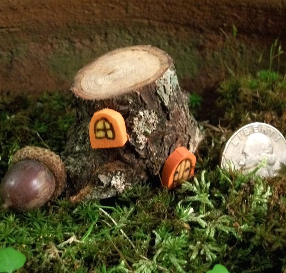 Terrarium Decoration, Fairy House 1 1/4 Inches Tall with Fairy Door Orange