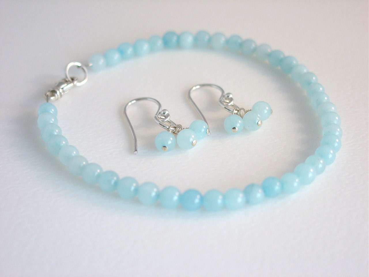 Lovely Pastel Baby Blue Jade Bracelet & Earrings Set Simple Classic Style Translucent to Opaque