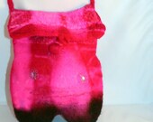 Bag or clutch seamless wetfelted and embroideried in Magenta