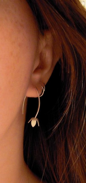 Flower earrings. Sterling silver lilac earrings.