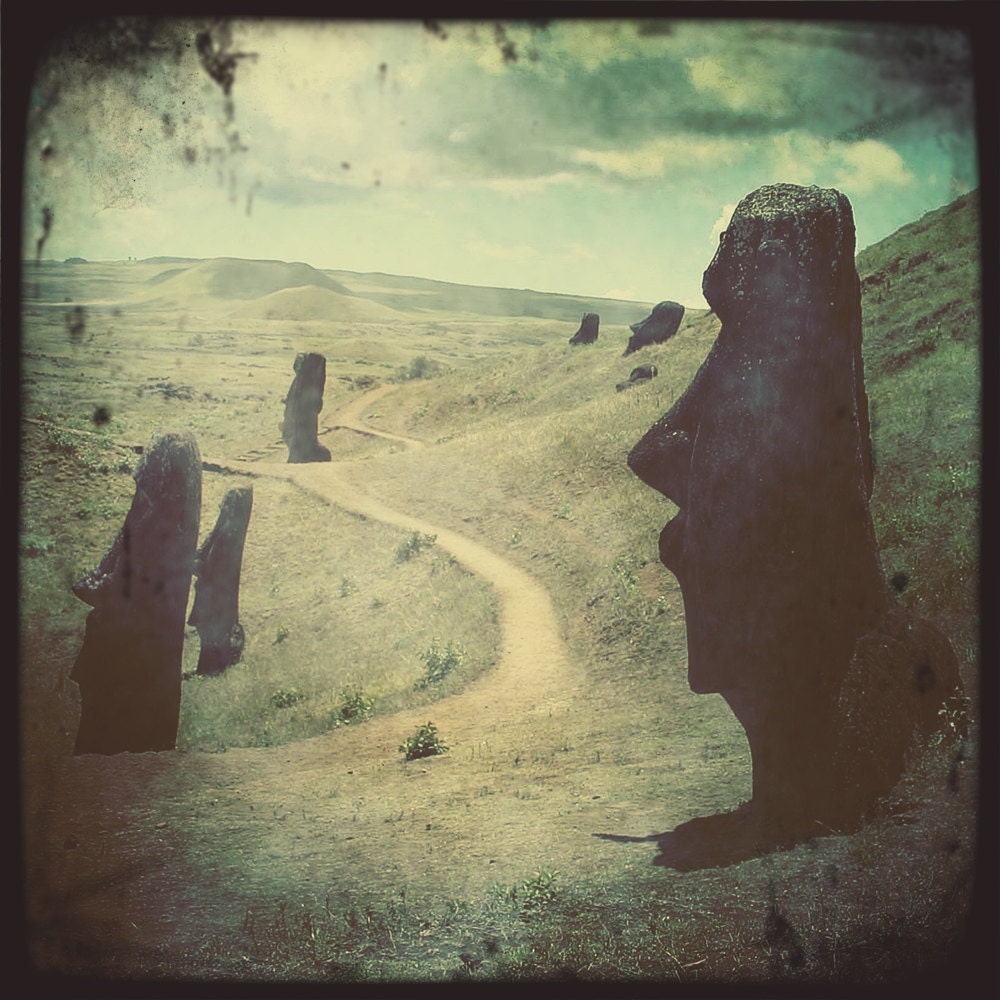 Easter Island Rapa Nui Moai Hipstamatic Photo Retro 5x5
