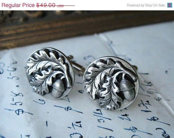 20% off EVERYTHING Antiqued SILVER cufflinks Acorns FALL Leaves unisex cuff links autumn weddings