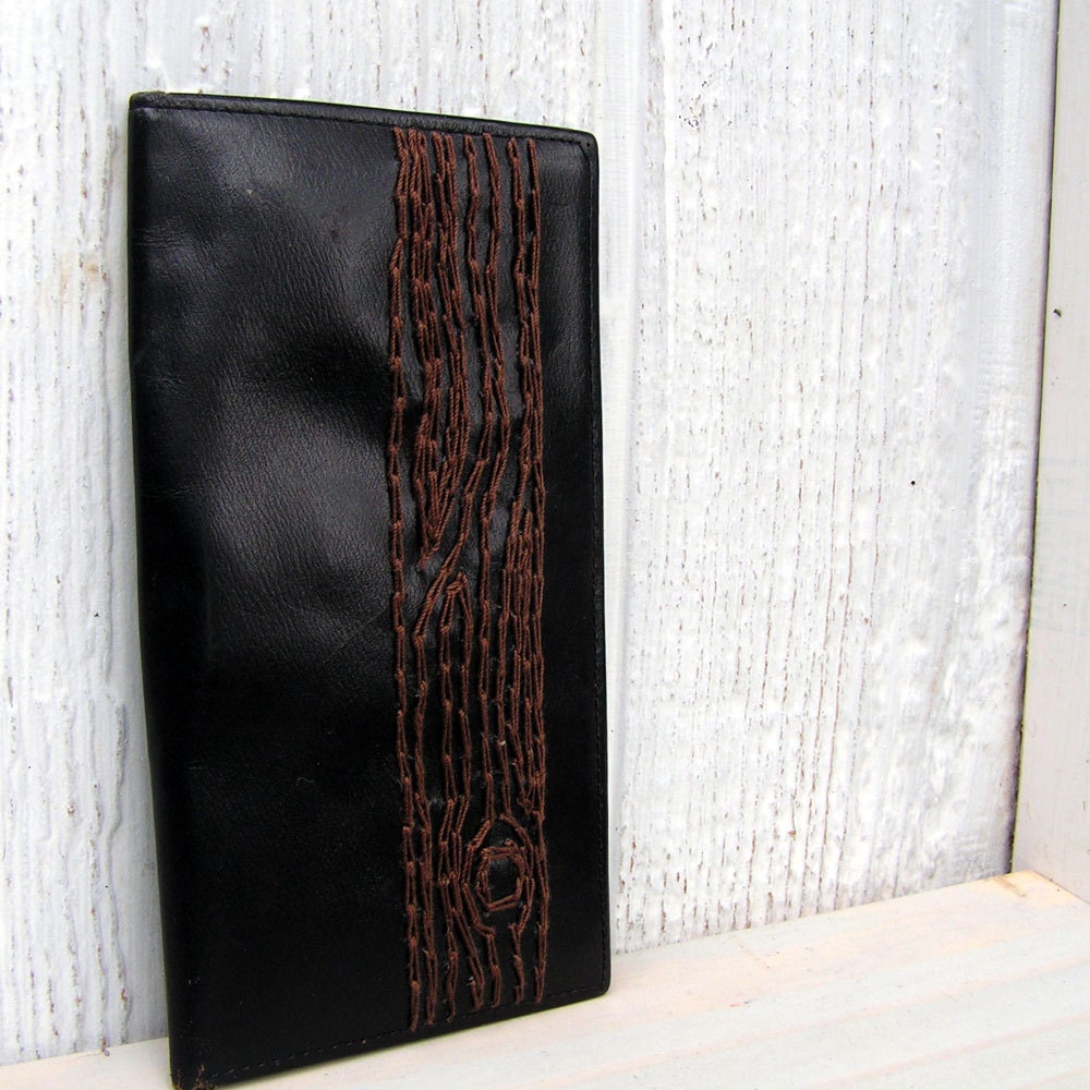 mens checkbook wallet with brown tree