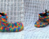 Crochet Pattern 024 - Baby Socks - 2 Sizes