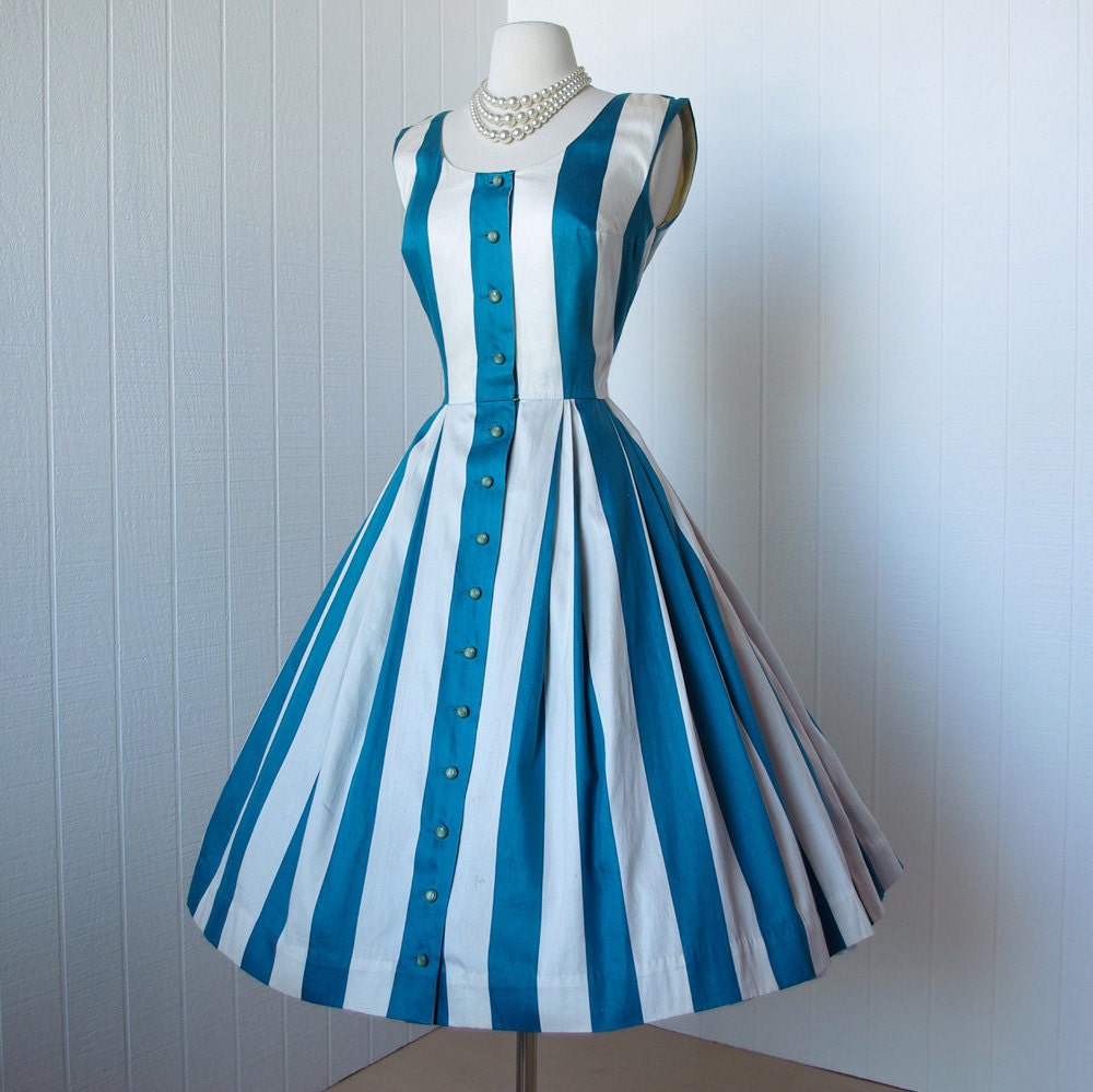 vintage 1950's dress  ...peggy hunt designer PAT PREMO polished cotton striped full skirt pin-up summer sun dress
