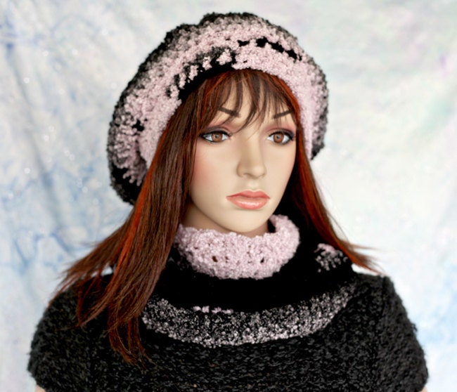 Pink and Black Hat and Neckwarmer Set - Cowl Scarf Scarflette Slouchy Beret